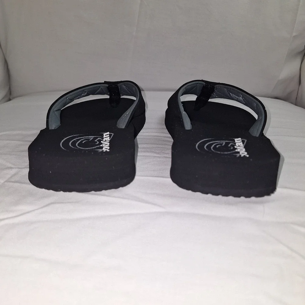 Men's‎ Black Cobian Floater 2 Flip Flops Sandals With Arch Support Size 9